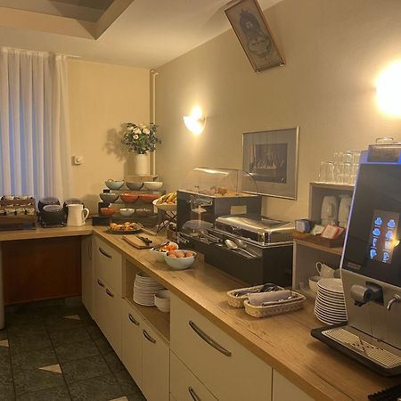 Hotel Mantova Vrhnika Eksteriør billede