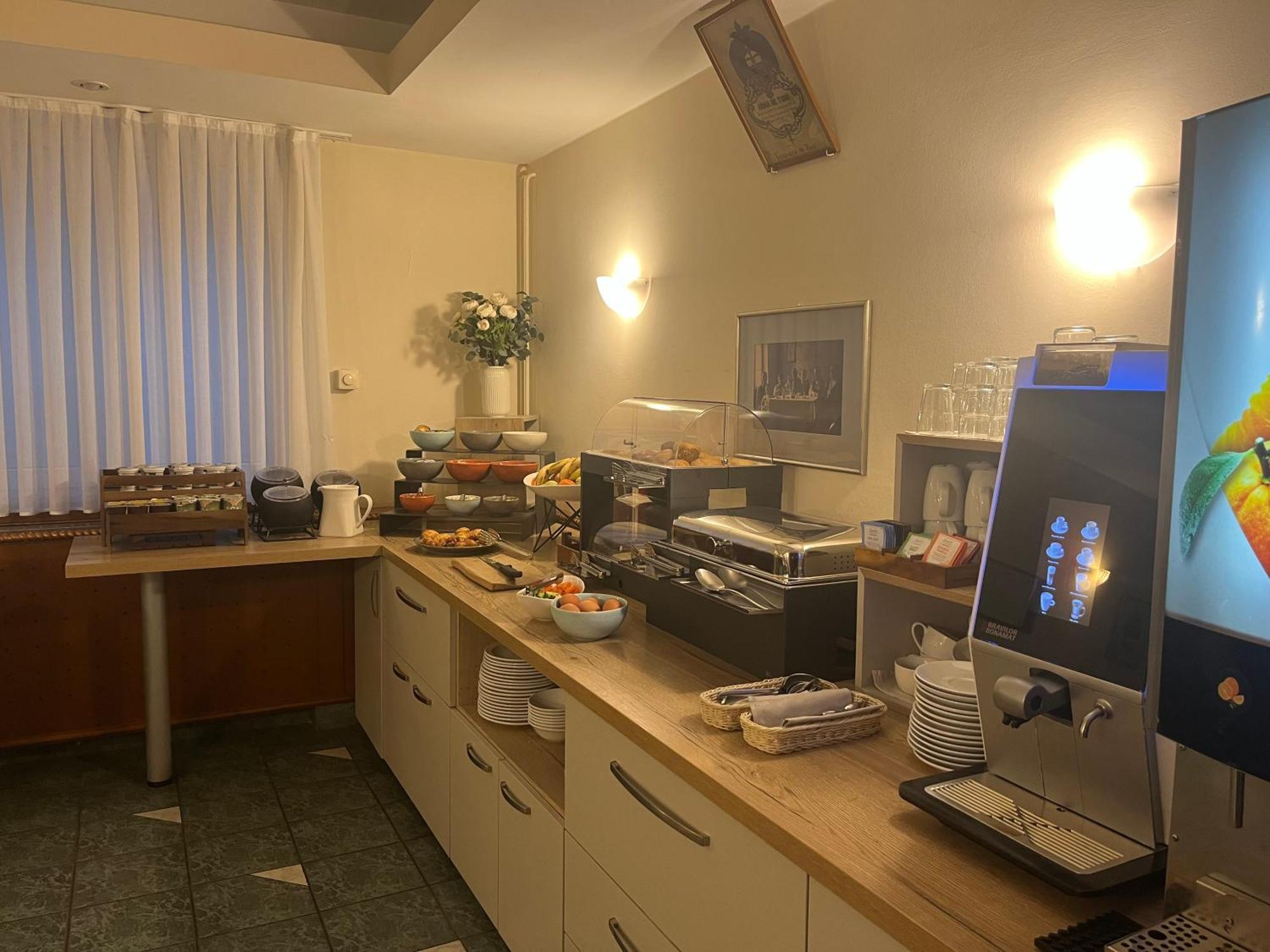 Hotel Mantova Vrhnika Eksteriør billede